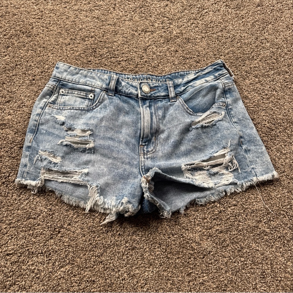 American Eagle Outfitters Women’s Size 8 Tomgirl Shortie Denim Shorts EUC